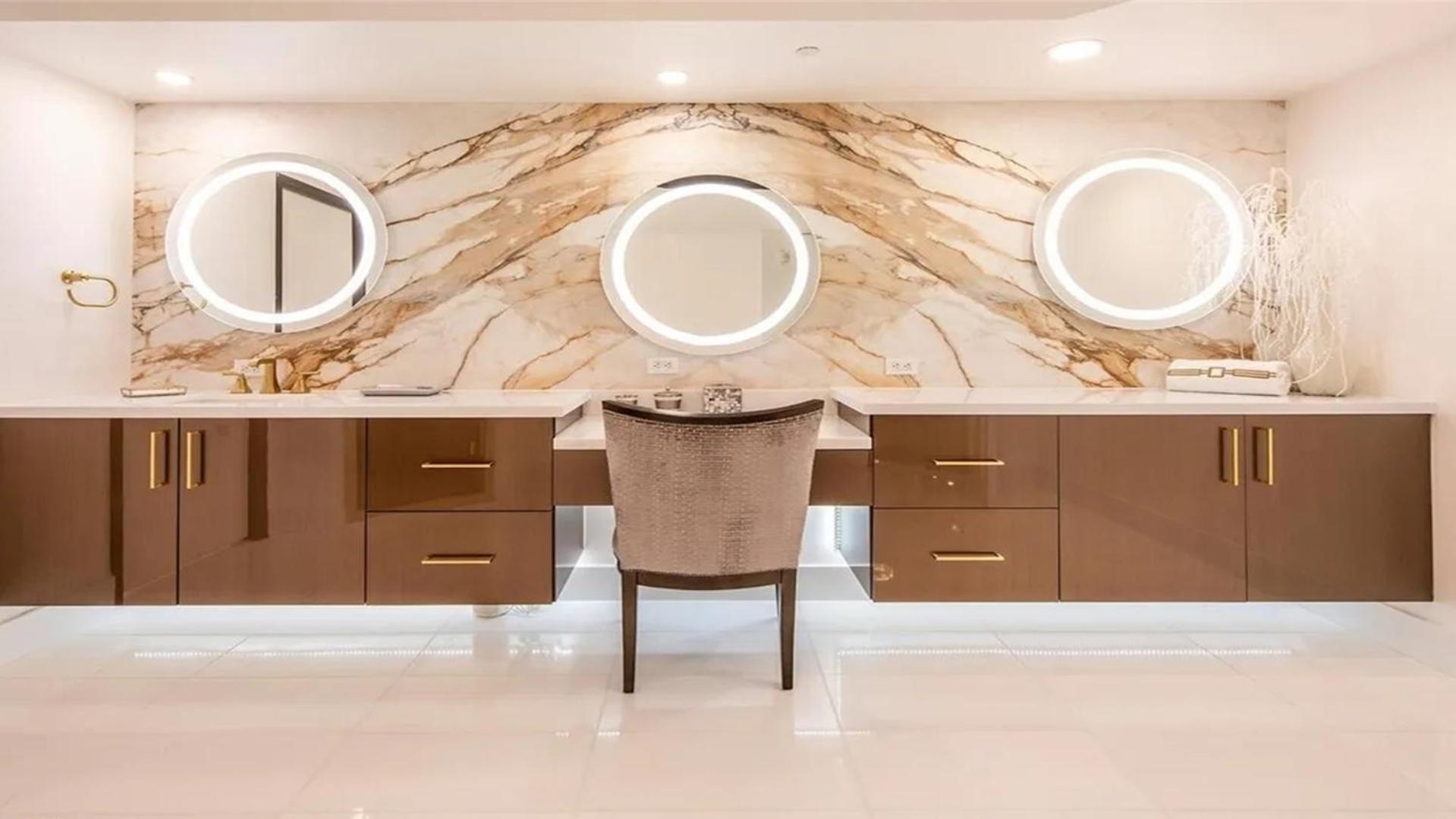 Stunning Four Bedroom Fully Professionally Remodeled Apartment Las Vegas Kültér fotó