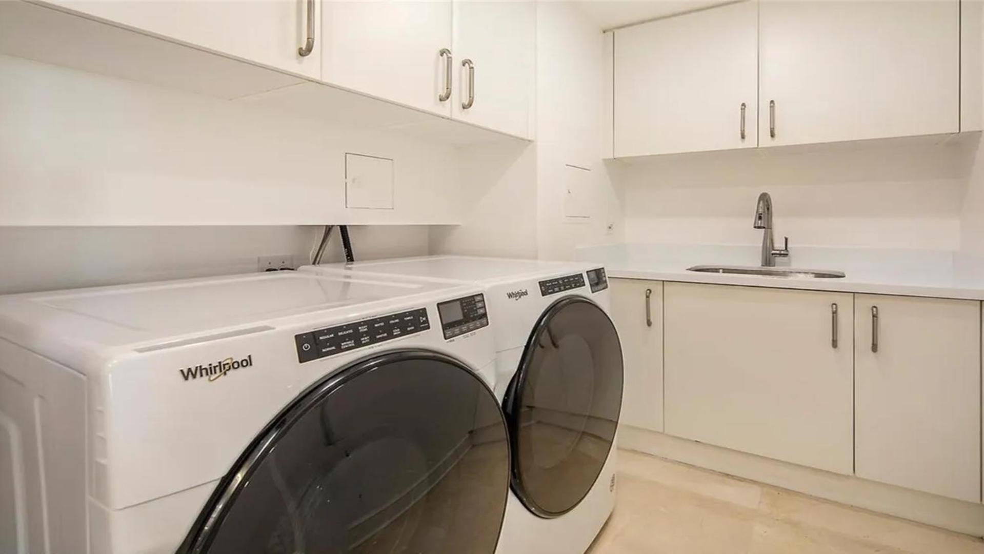 Stunning Four Bedroom Fully Professionally Remodeled Apartment Las Vegas Kültér fotó