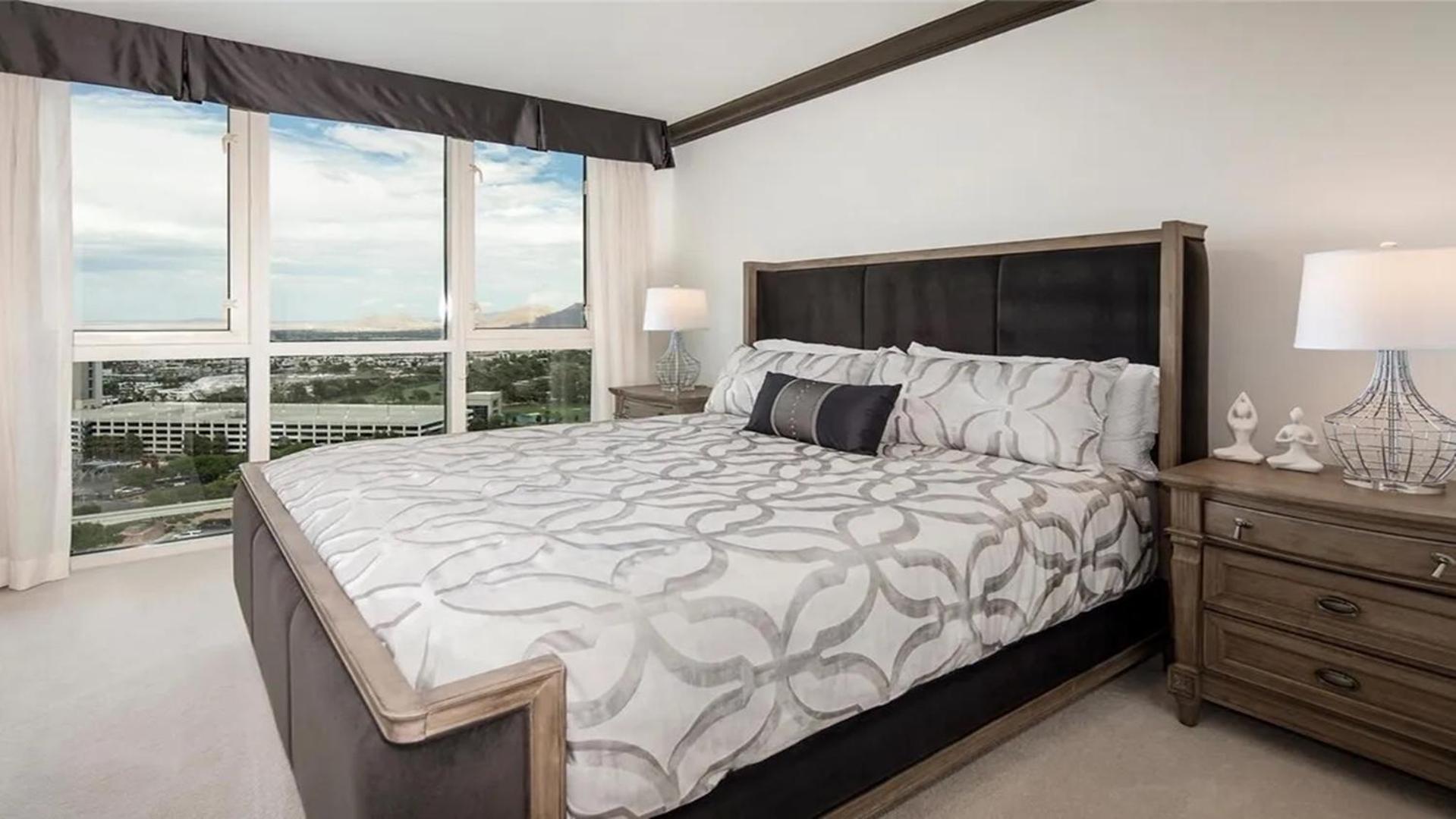 Stunning Four Bedroom Fully Professionally Remodeled Apartment Las Vegas Kültér fotó