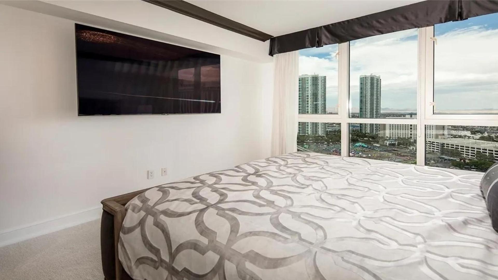 Stunning Four Bedroom Fully Professionally Remodeled Apartment Las Vegas Kültér fotó