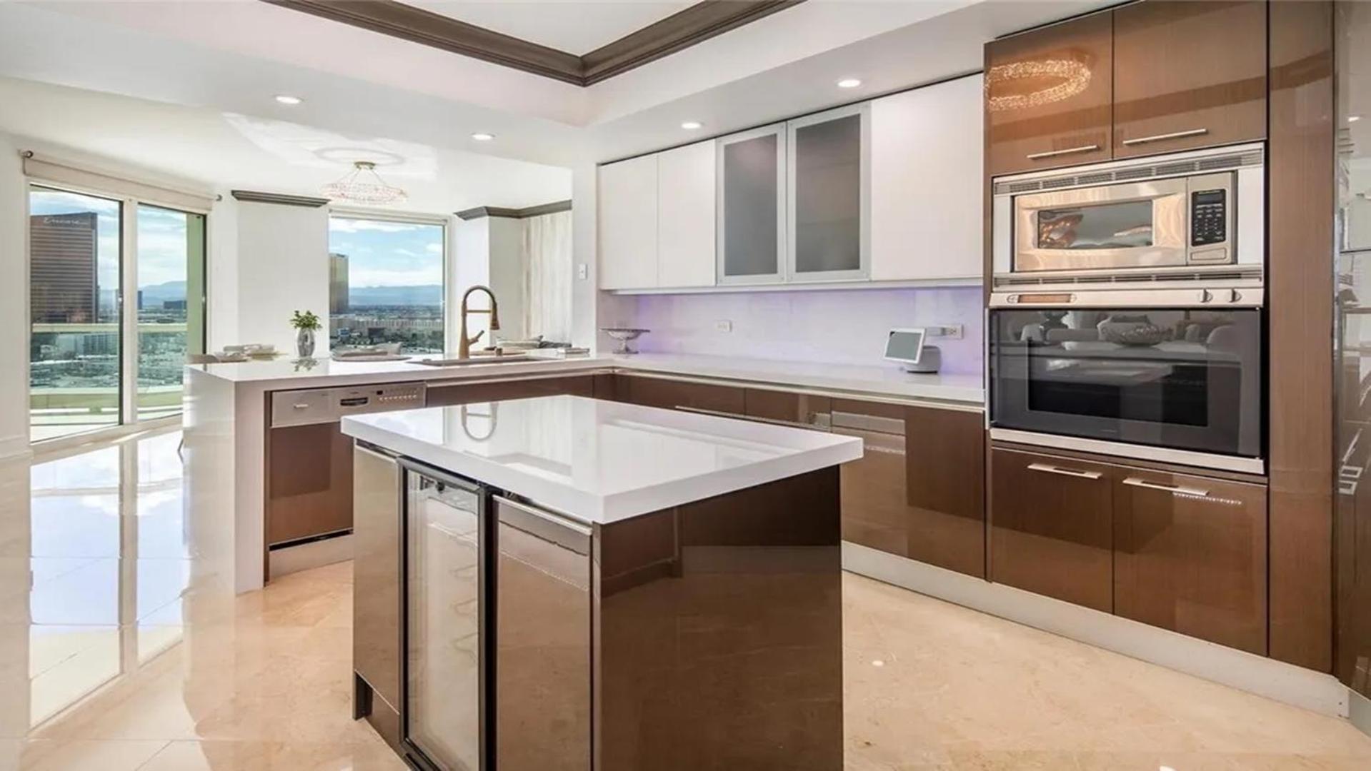 Stunning Four Bedroom Fully Professionally Remodeled Apartment Las Vegas Kültér fotó