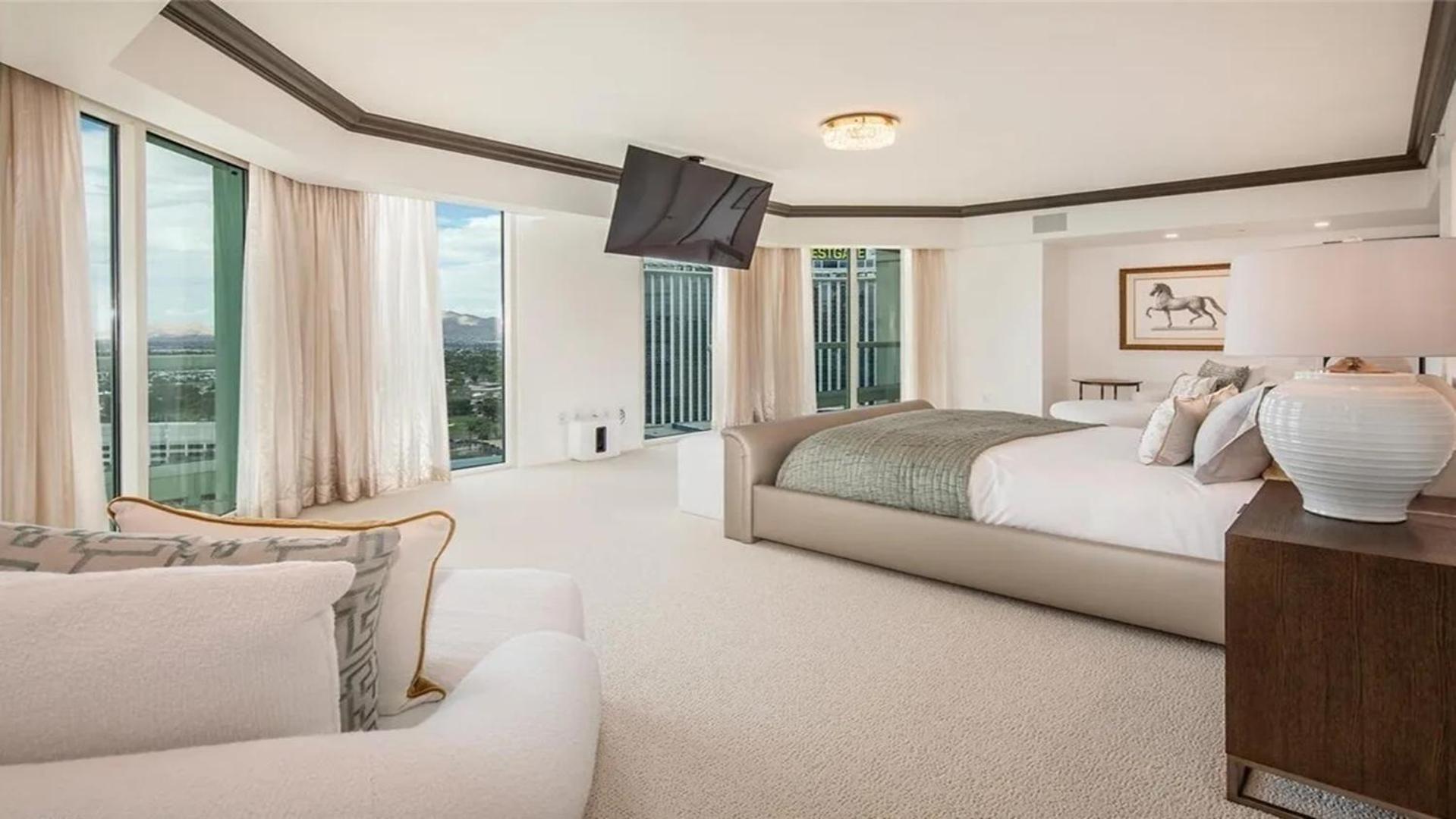 Stunning Four Bedroom Fully Professionally Remodeled Apartment Las Vegas Kültér fotó
